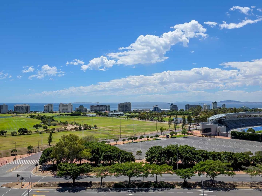 2 Bedroom Property for Sale in Green Point Western Cape